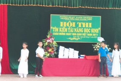 TRƯỜNG TIỂU HỌC XUÂN TIẾN TỔ CHỨC THI VĂN NGHỆ MÚA HÁT