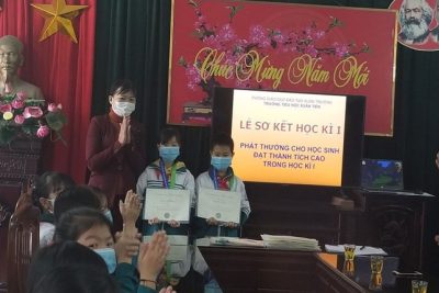 TRƯỜNG TH XUÂN TIẾN TỔ CHỨC LỄ SƠ KẾT HỌC KÌ I  NĂM HỌC 2021-2022
